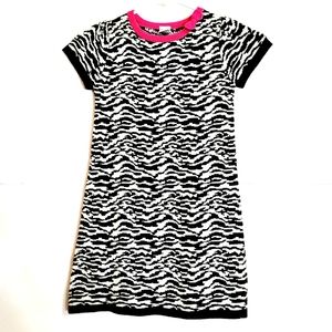 Okie dokie girl's black and white sweater dress size: 6